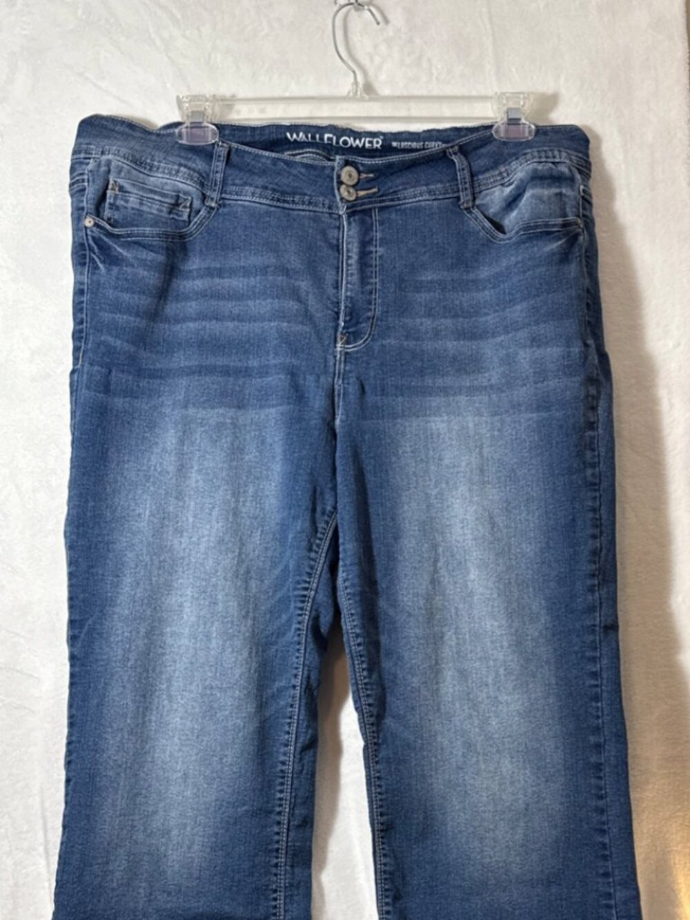 WALLFLOWER Luscious Curvy Stretch Denim Jeans Stitched Pocket Detail Sz 20 Plus